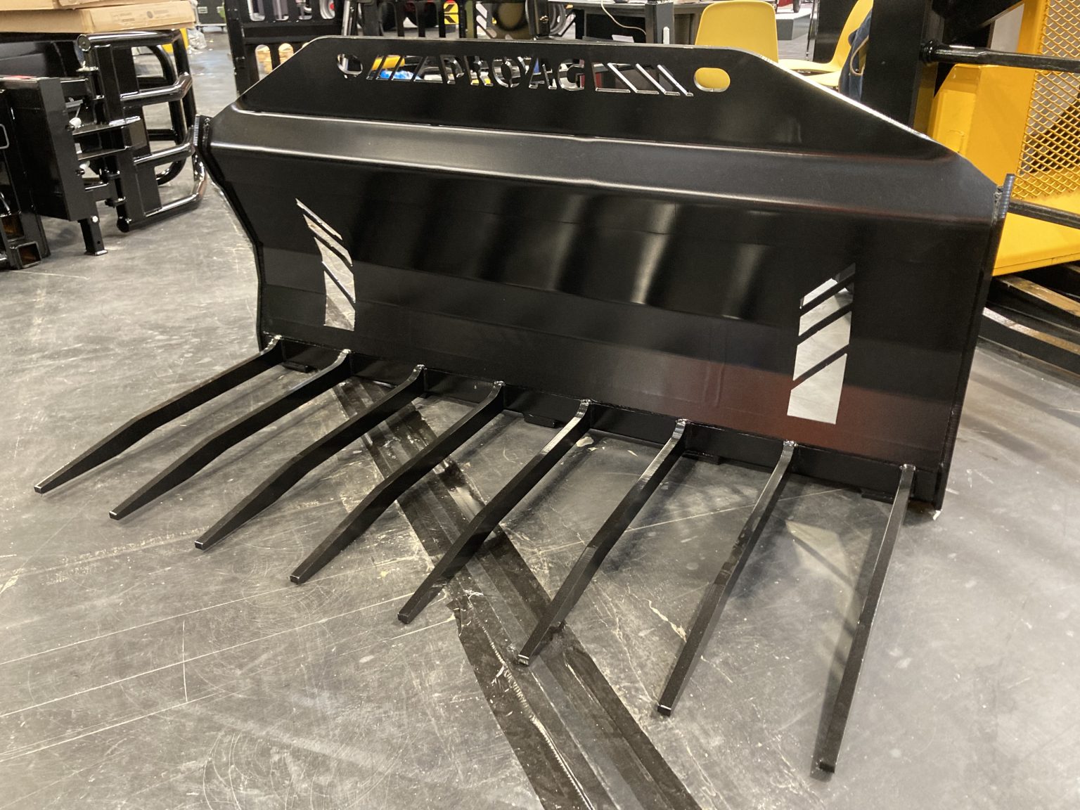 TRACTOR LOADER FORK Strimech Engineering